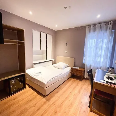 Hotel Glashuetten 3*